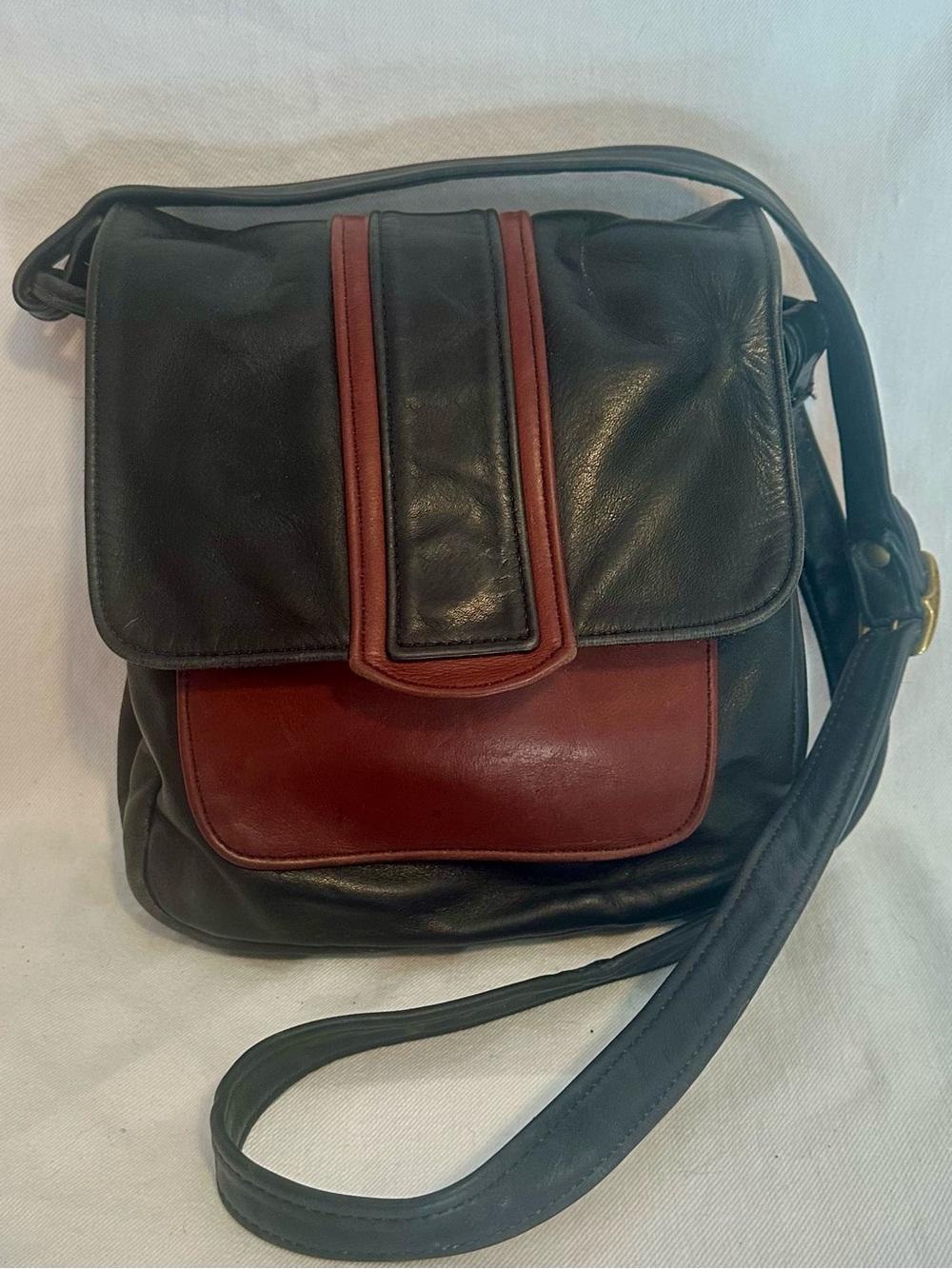 Vintage Lew ‘n’ Me Greeley Colorado Leather Crossbody Bag - Black & Oxblood